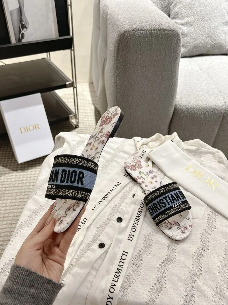 Supportive Christian Dior Slippers 20849