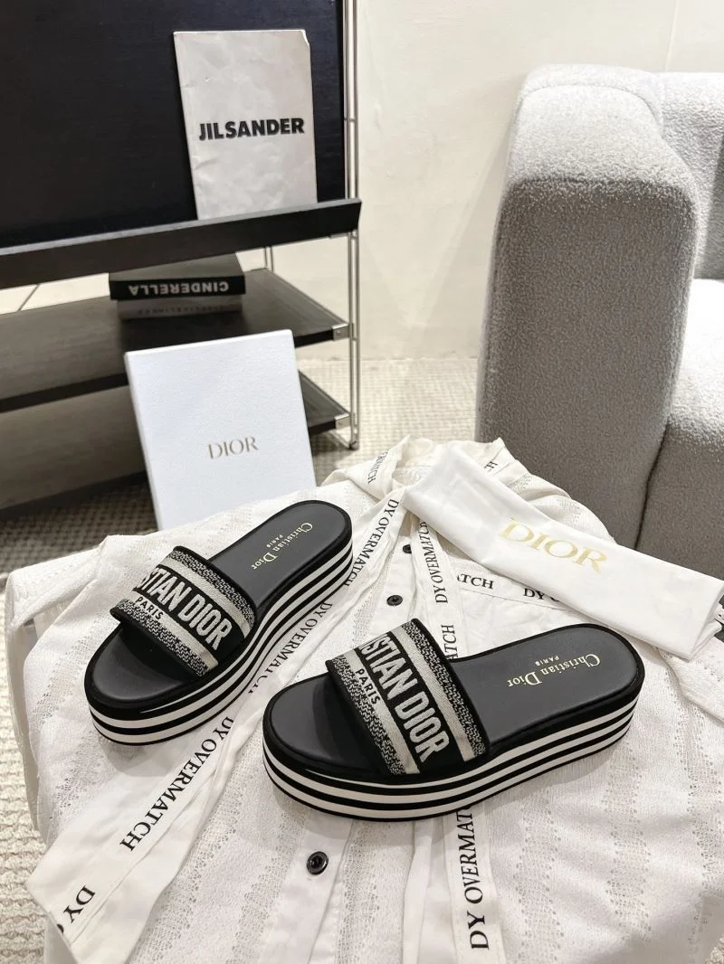 Affordable Christian Dior Slippers 20845