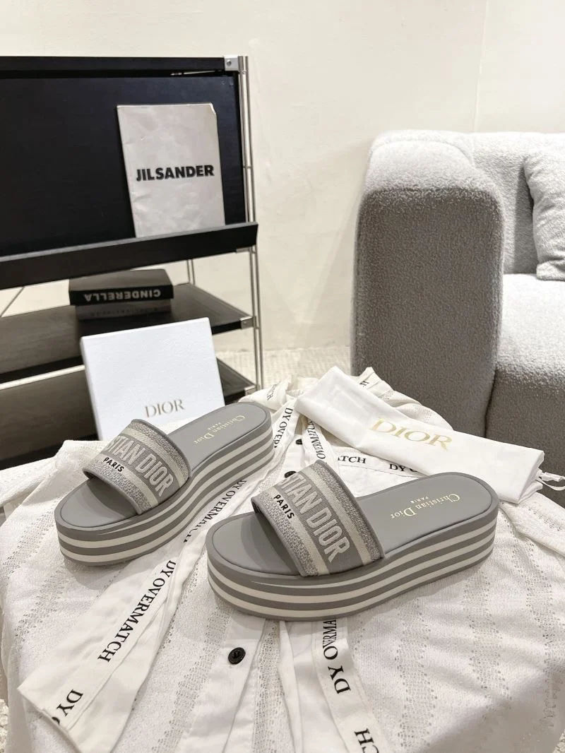 MultiPurpose Christian Dior Slippers 20910