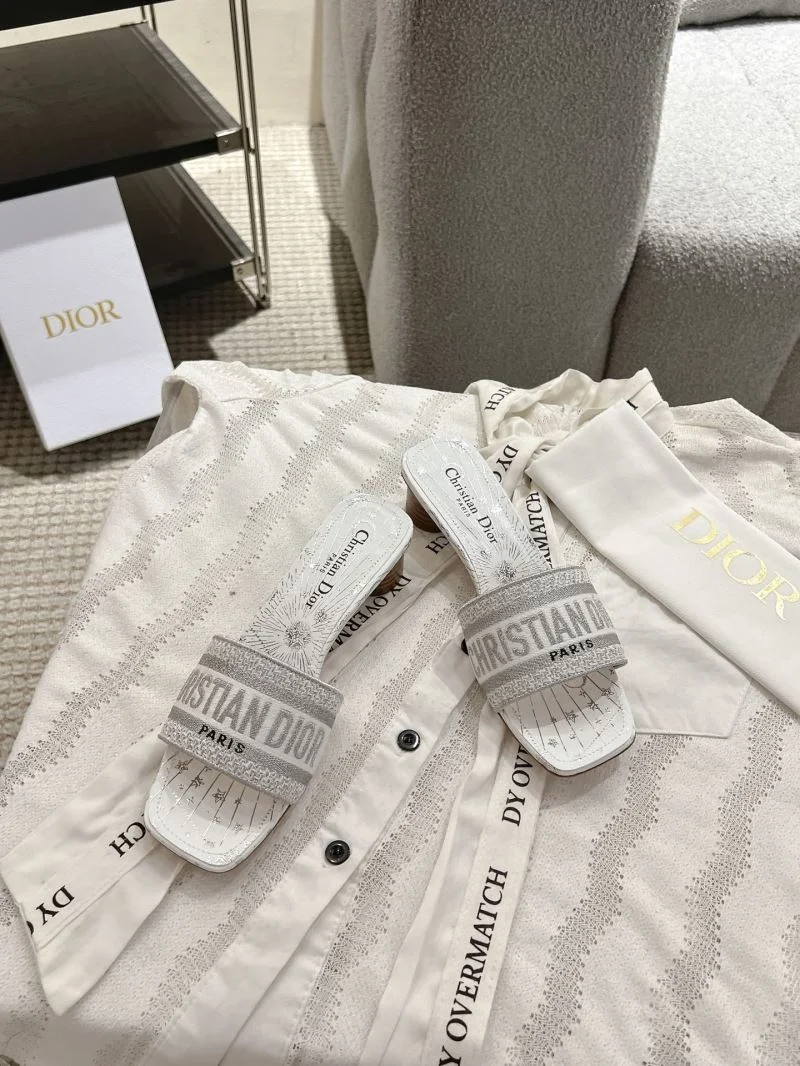 Minimalist Christian Dior Slippers 20831