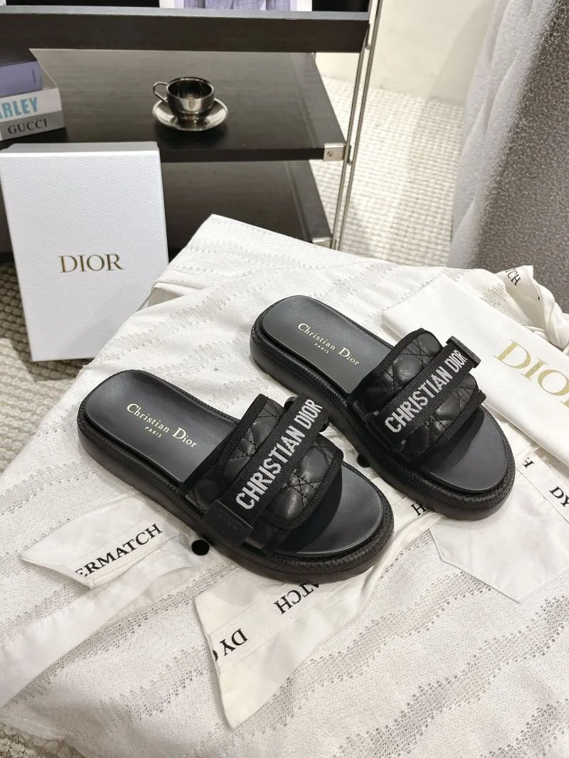 Christian Dior Slippers Snug 20827