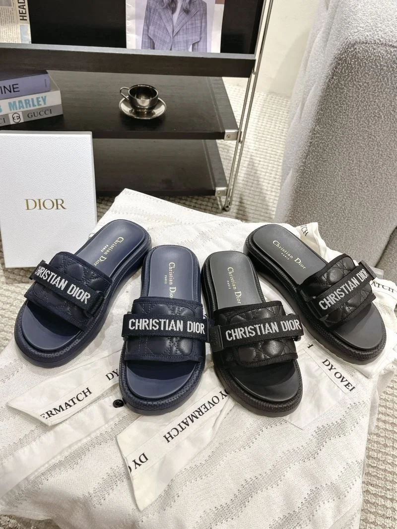 Christian Dior Slippers Snug 20827