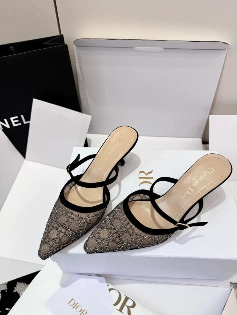 Elegant Christian Dior Slippers 20809