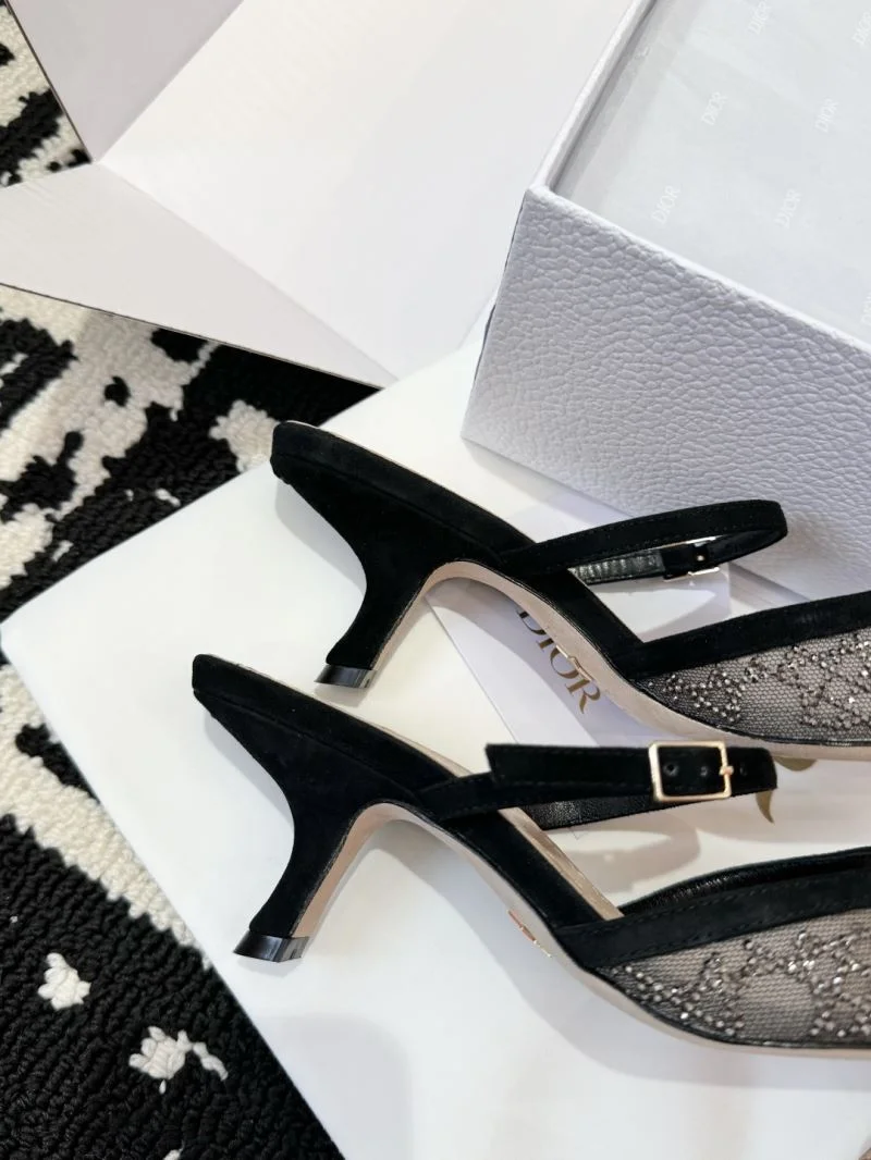 Elegant Christian Dior Slippers 20809