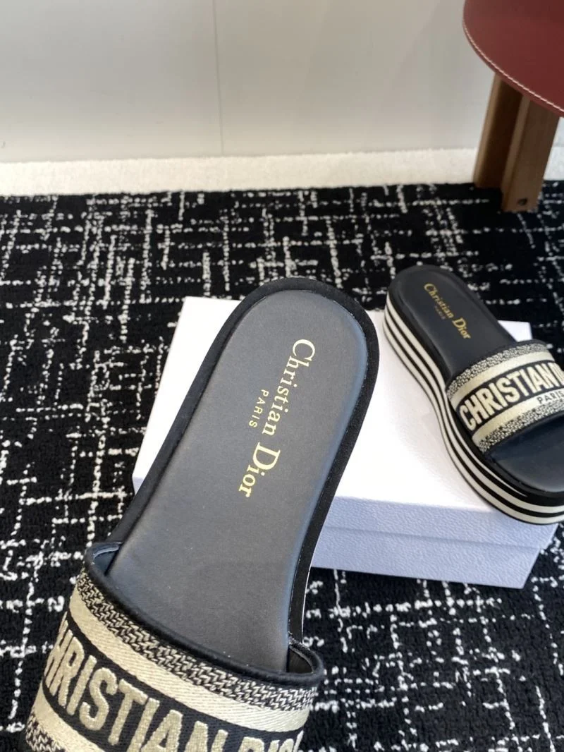 Comfortable Christian Dior Slippers 20821