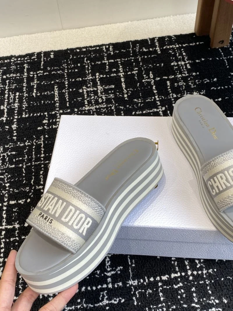 Reliable Christian Dior Slippers 20803