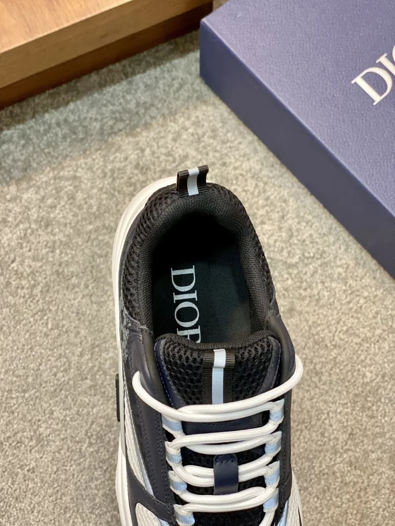 Durable Christian Dior Sneaker 20485