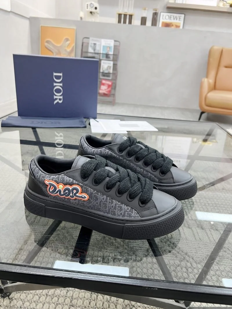 Stretchable Christian Dior Sneaker 20474