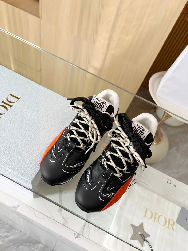 RelaxedFit Christian Dior Sneaker 20475