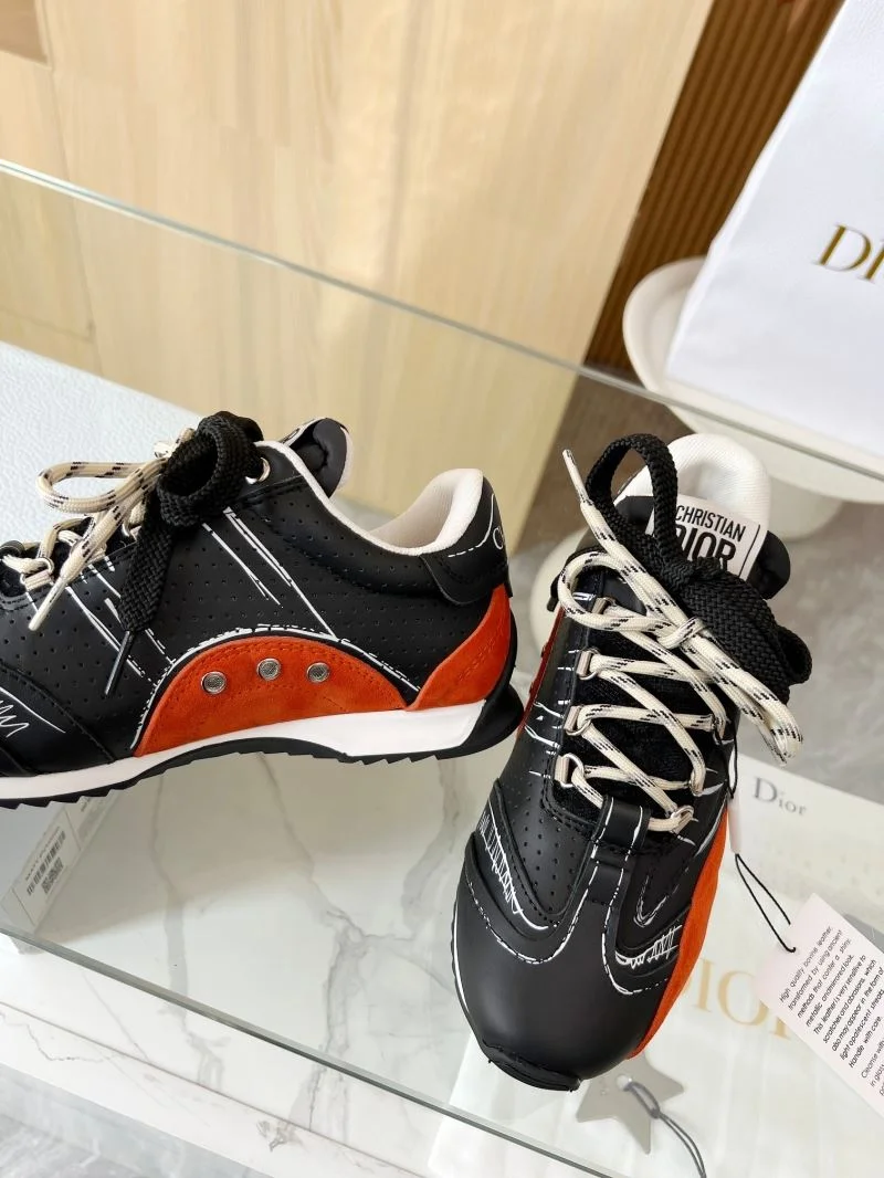 RelaxedFit Christian Dior Sneaker 20475