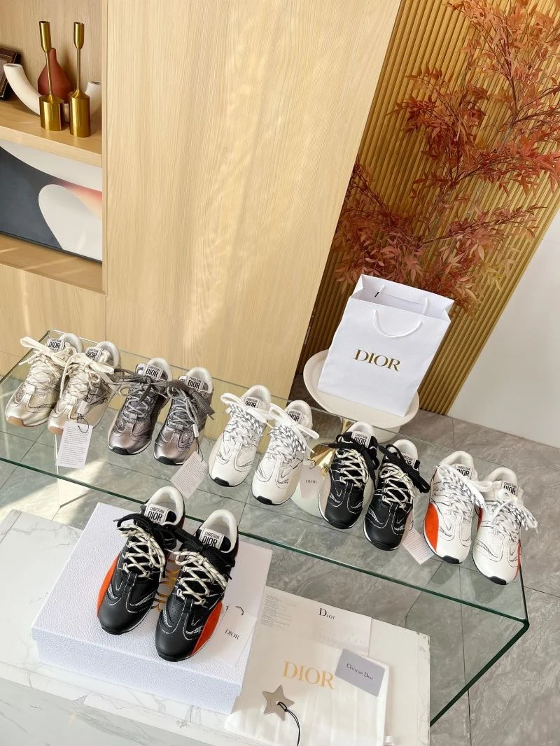 WellDesigned Christian Dior Sneaker 20468