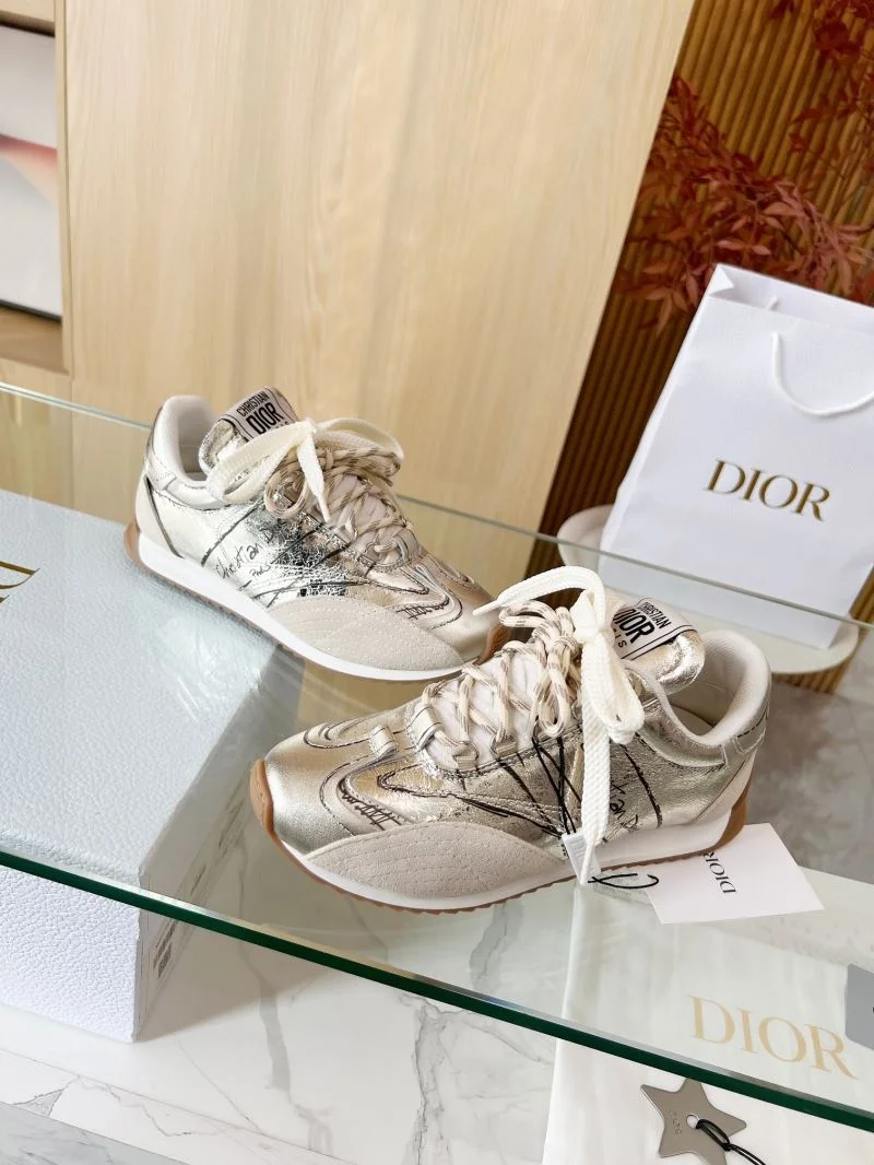 WellDesigned Christian Dior Sneaker 20468