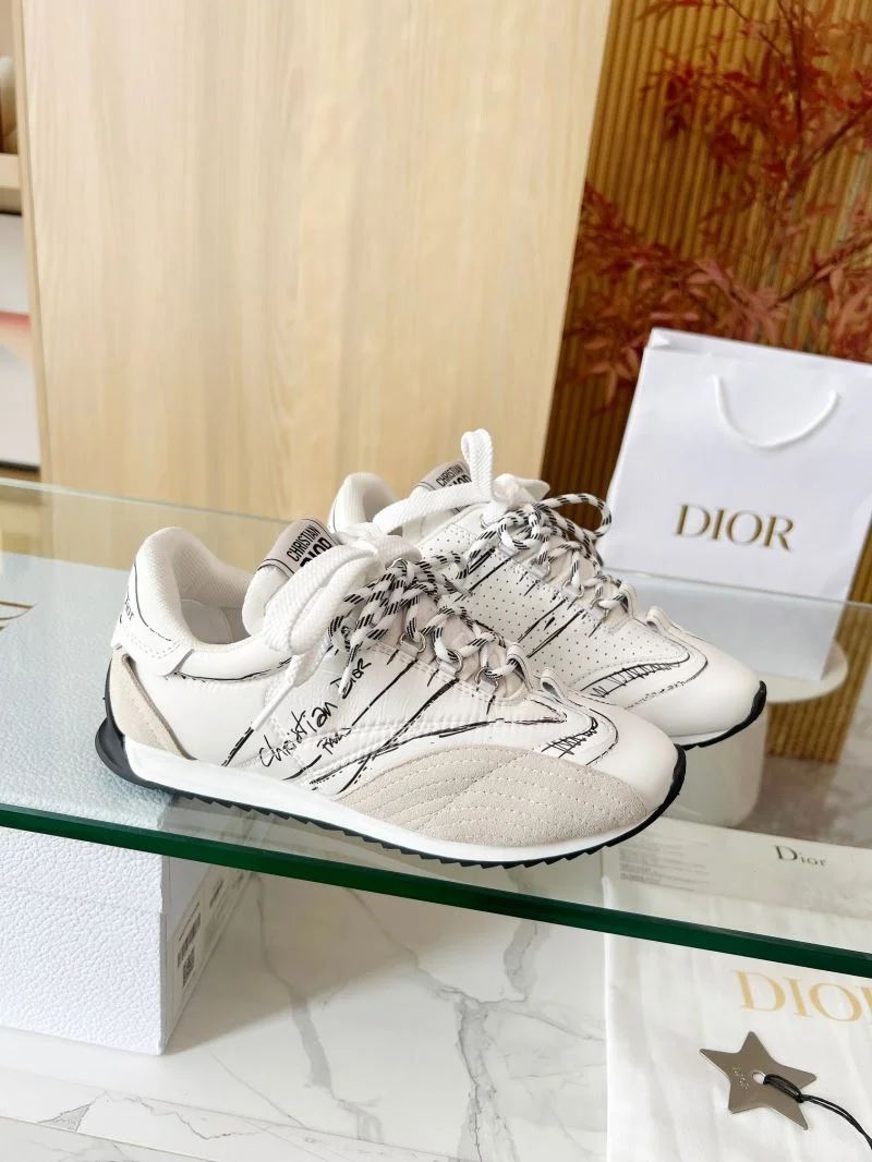 Tailored Christian Dior Sneaker 20461