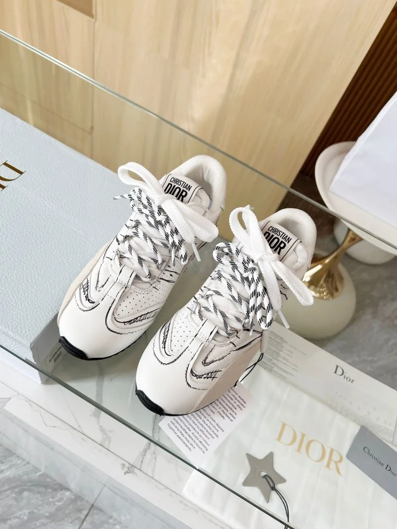 Tailored Christian Dior Sneaker 20461
