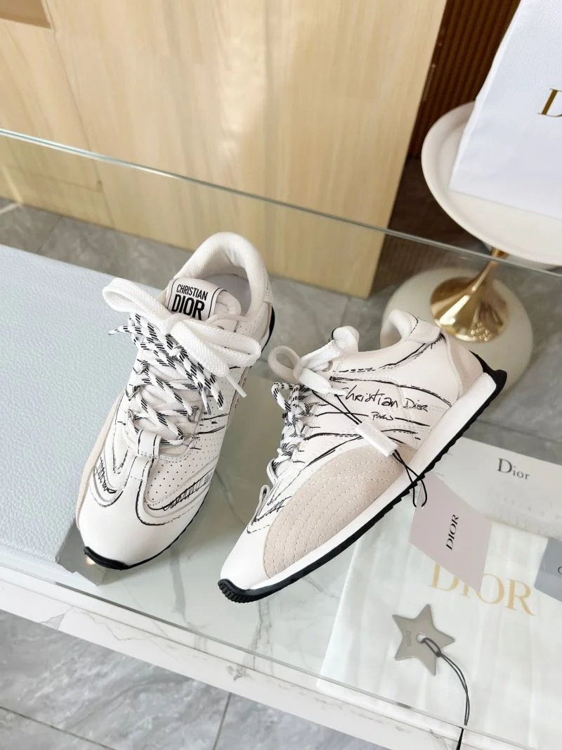 Tailored Christian Dior Sneaker 20461