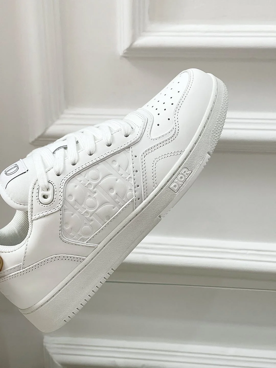 WrinkleFree Christian Dior Sneaker 21096