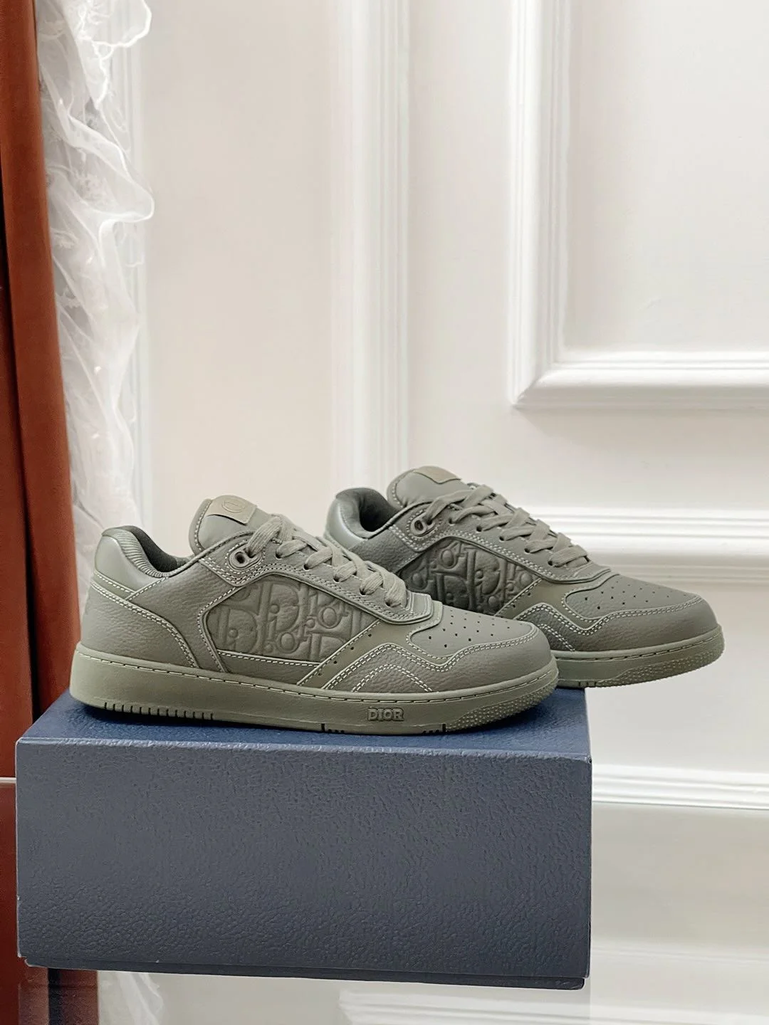 Christian Dior Sneaker ModernLook 21093