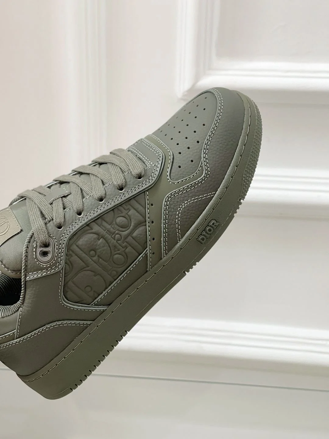 Christian Dior Sneaker ModernLook 21093