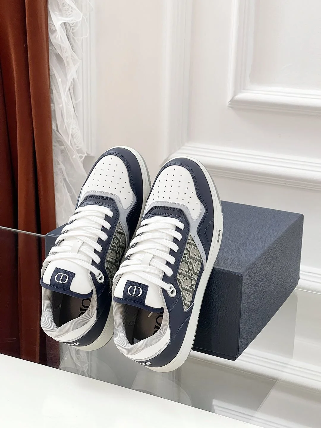 Compact Christian Dior Sneaker 21083