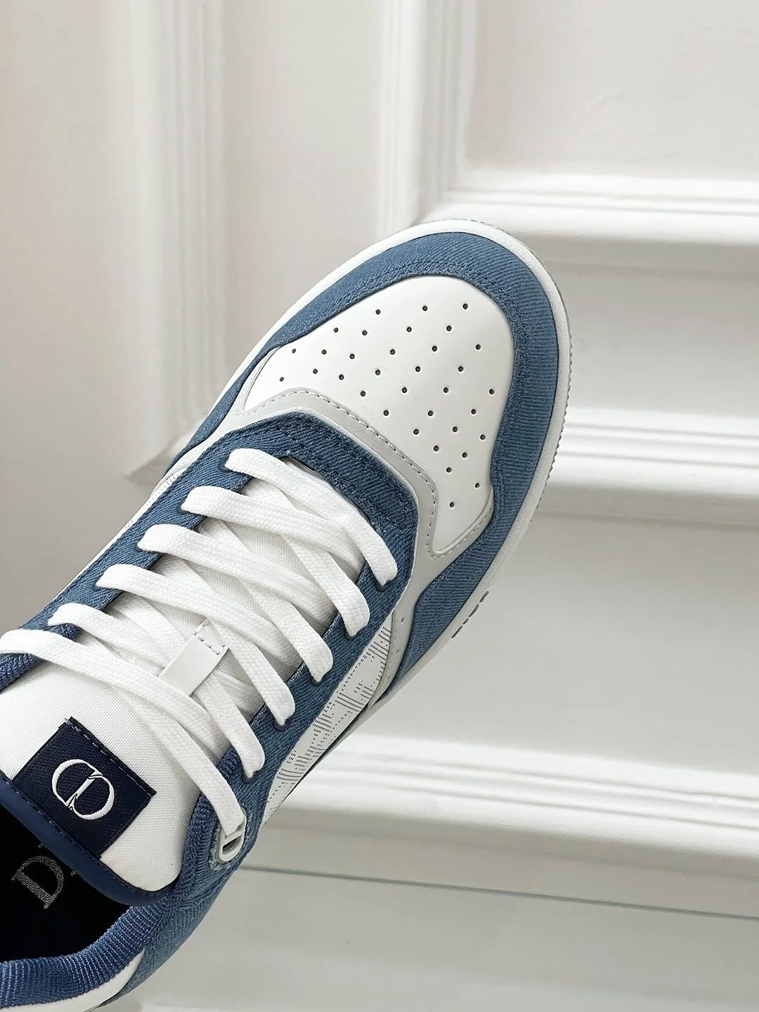Tailored Christian Dior Sneaker 21089