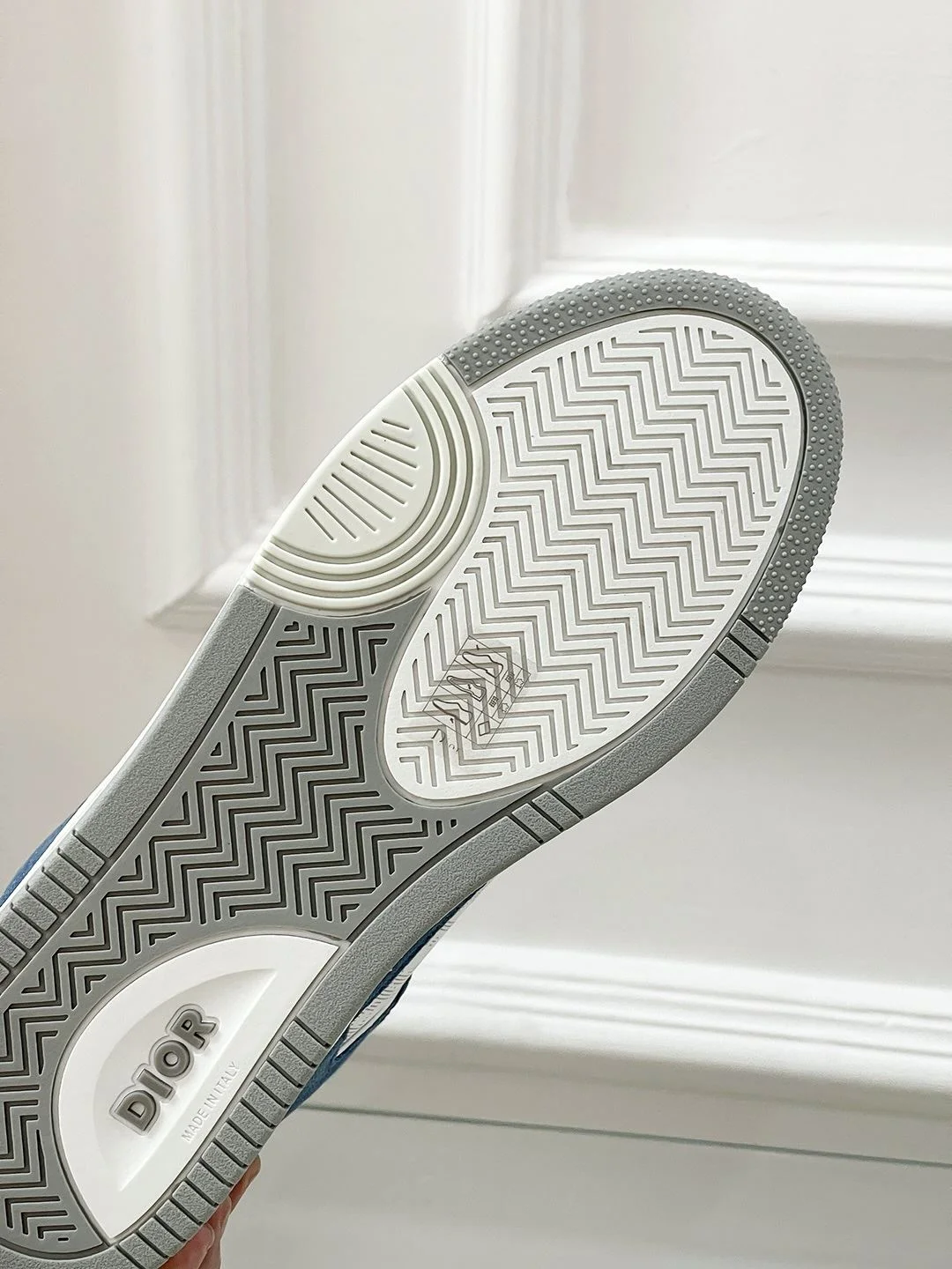 Tailored Christian Dior Sneaker 21089