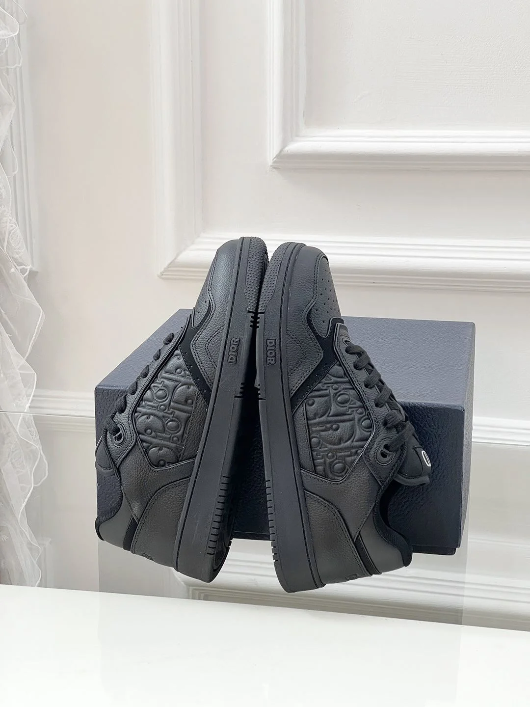 Supportive Christian Dior Sneaker 21078