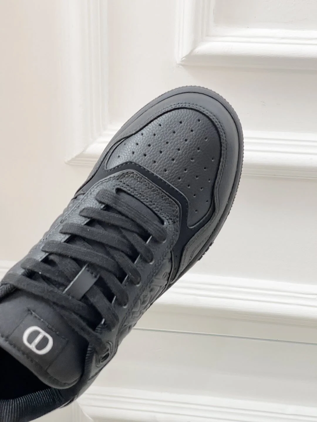 Supportive Christian Dior Sneaker 21078