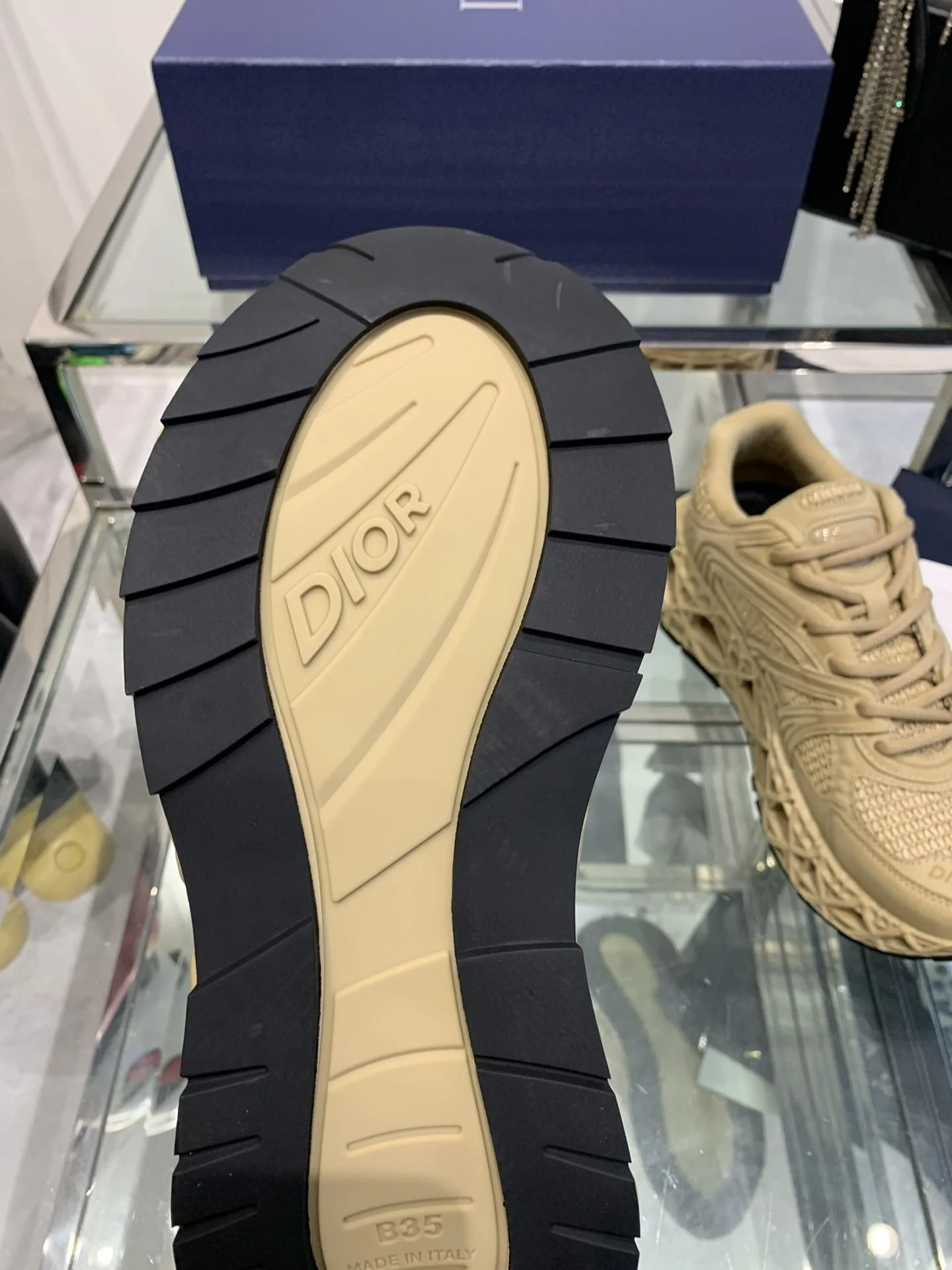 Christian Dior Sneaker Sleek 21082