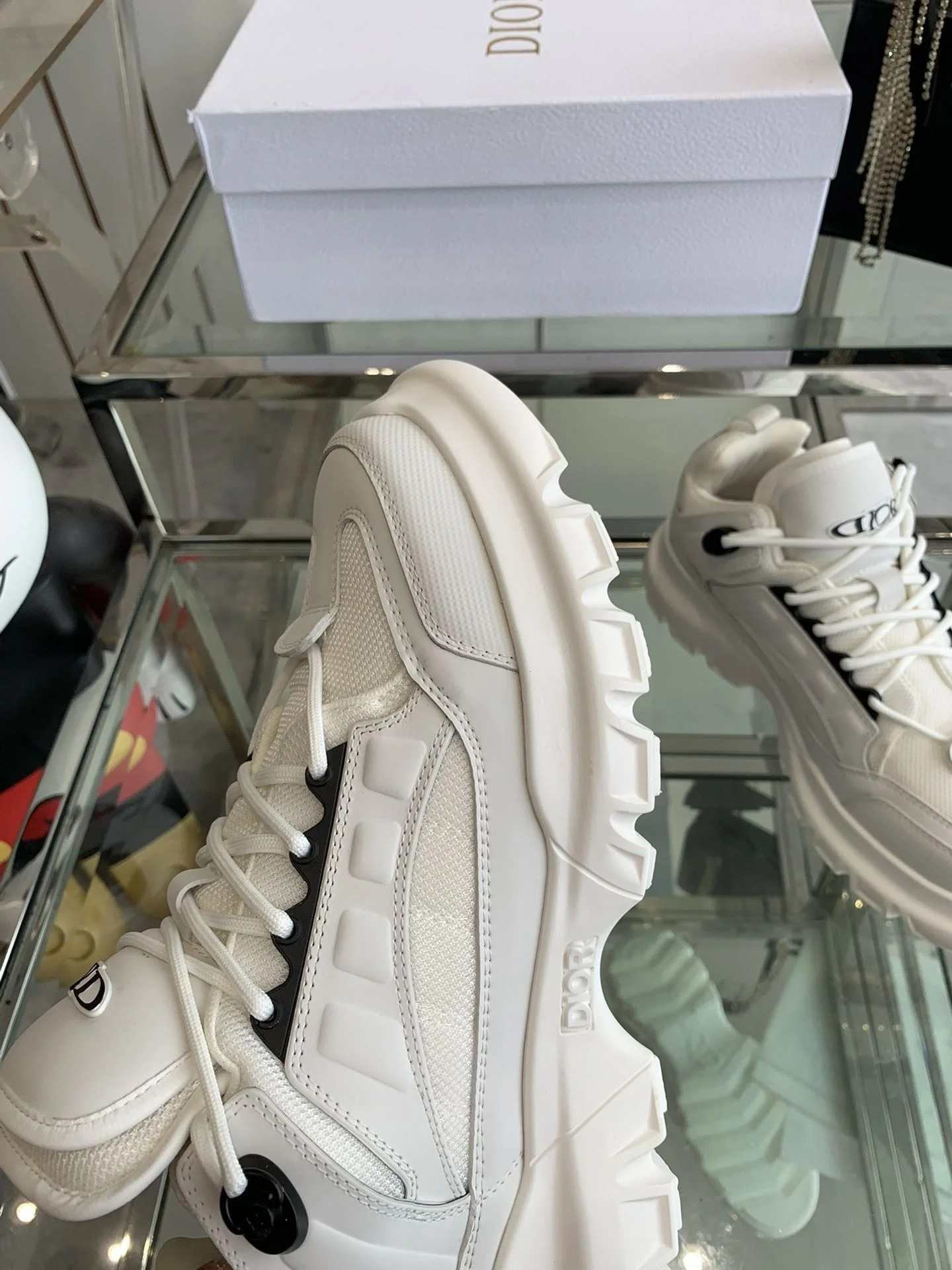 Comfortable Christian Dior Sneaker 21087