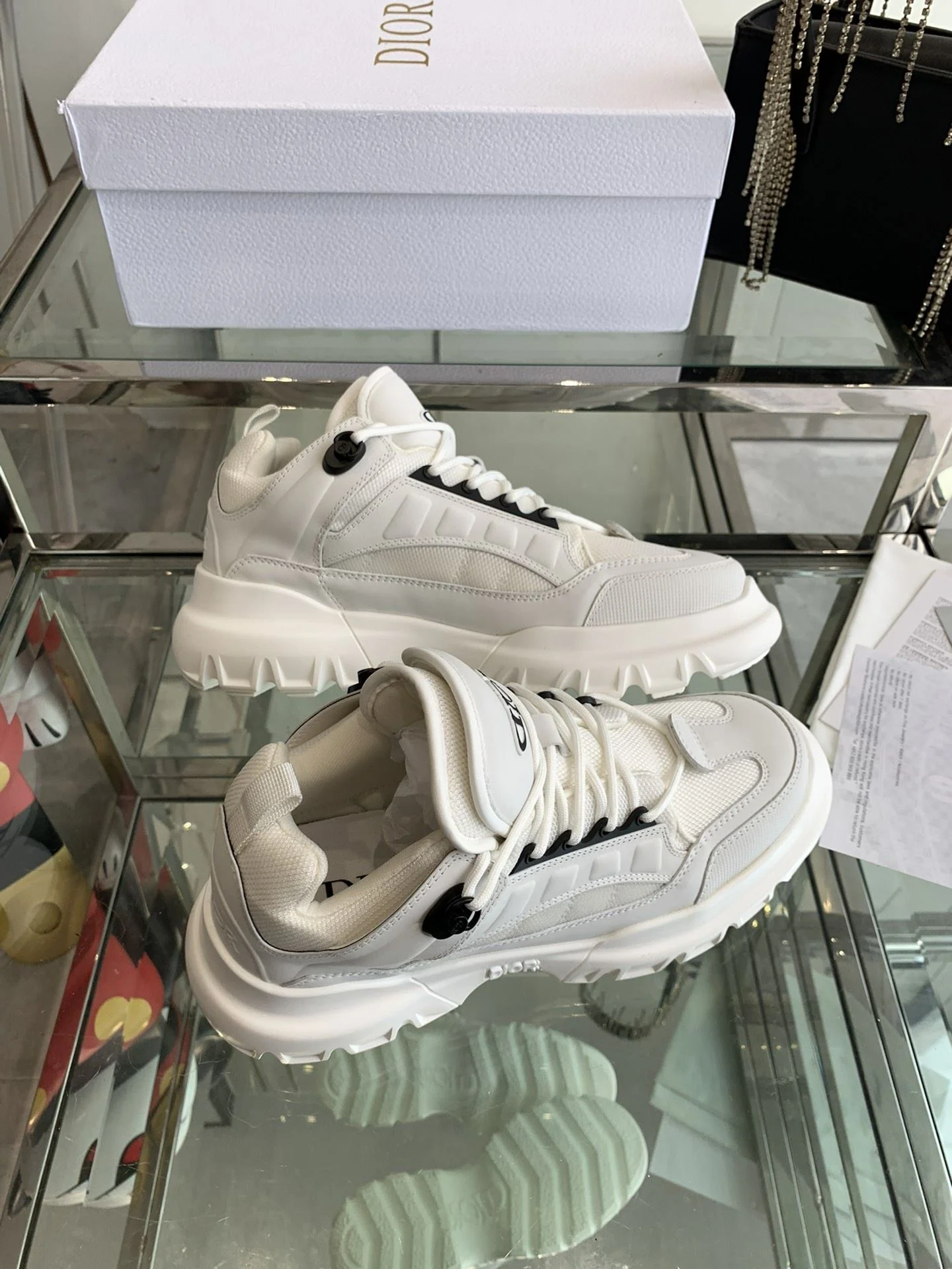 Comfortable Christian Dior Sneaker 21087