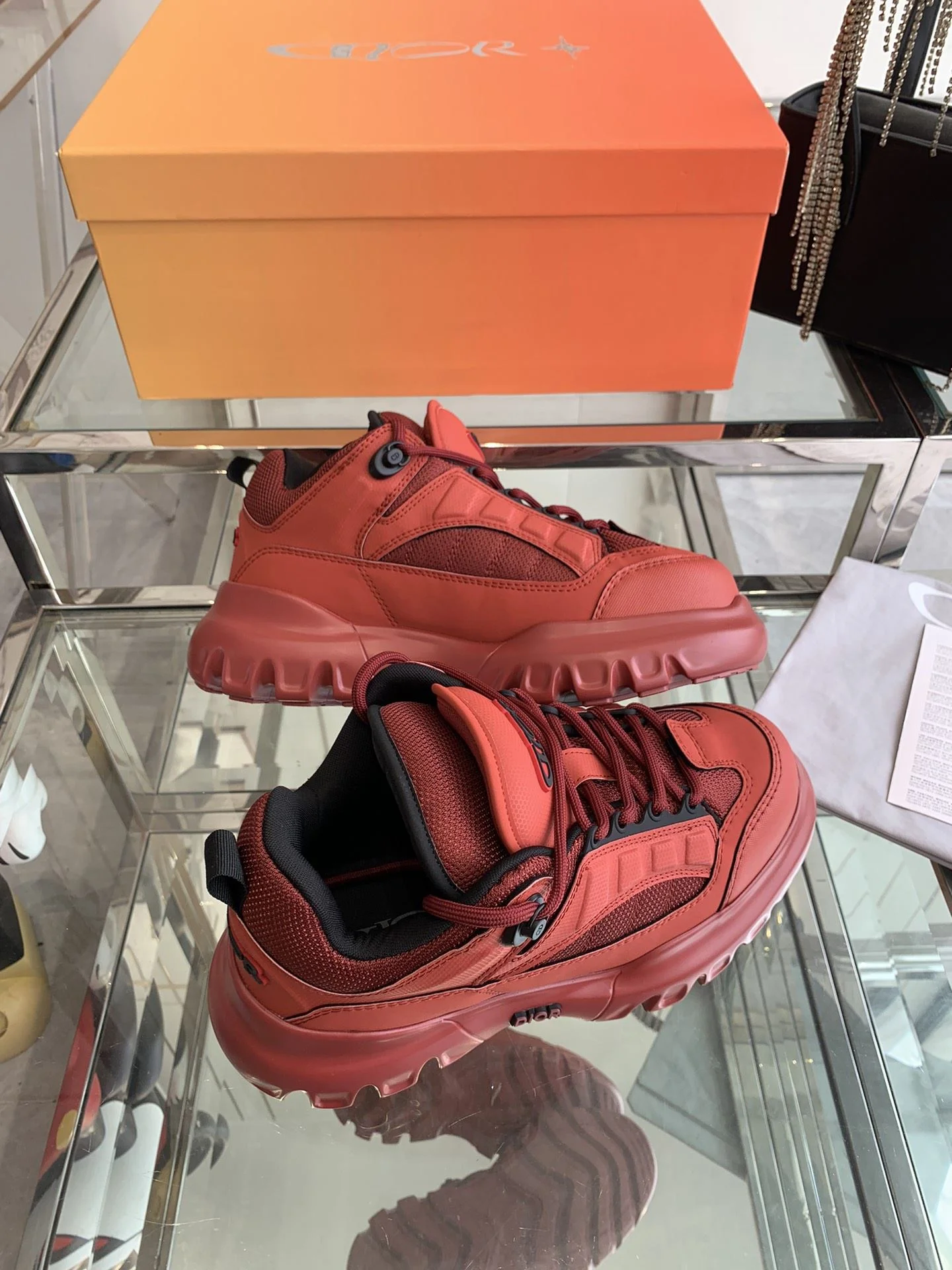 Supportive Christian Dior Sneaker 21079