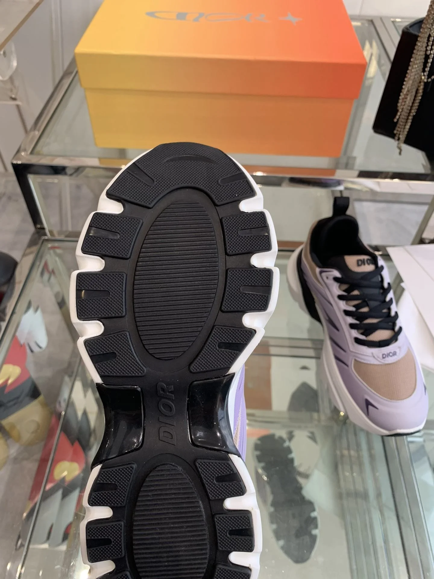 Christian Dior Sneaker Elegant 21069