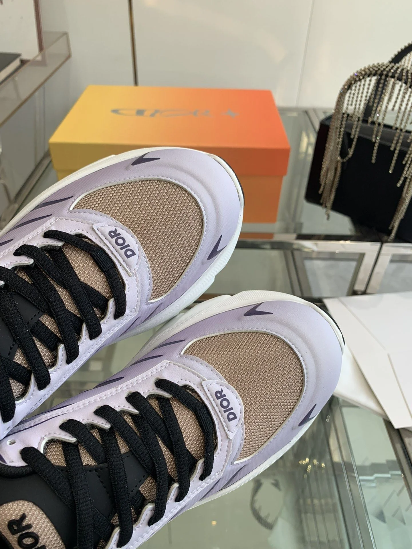 Christian Dior Sneaker Elegant 21069