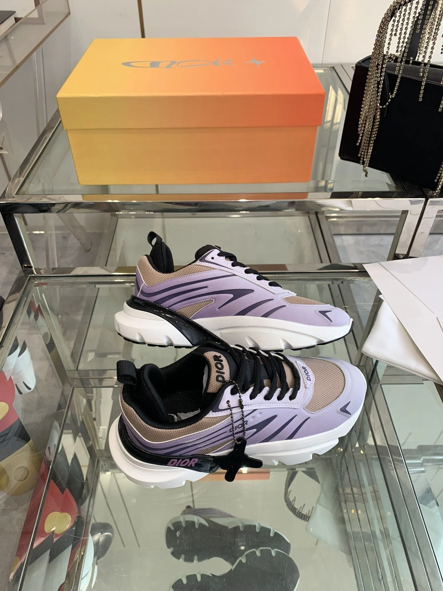 Christian Dior Sneaker Elegant 21069