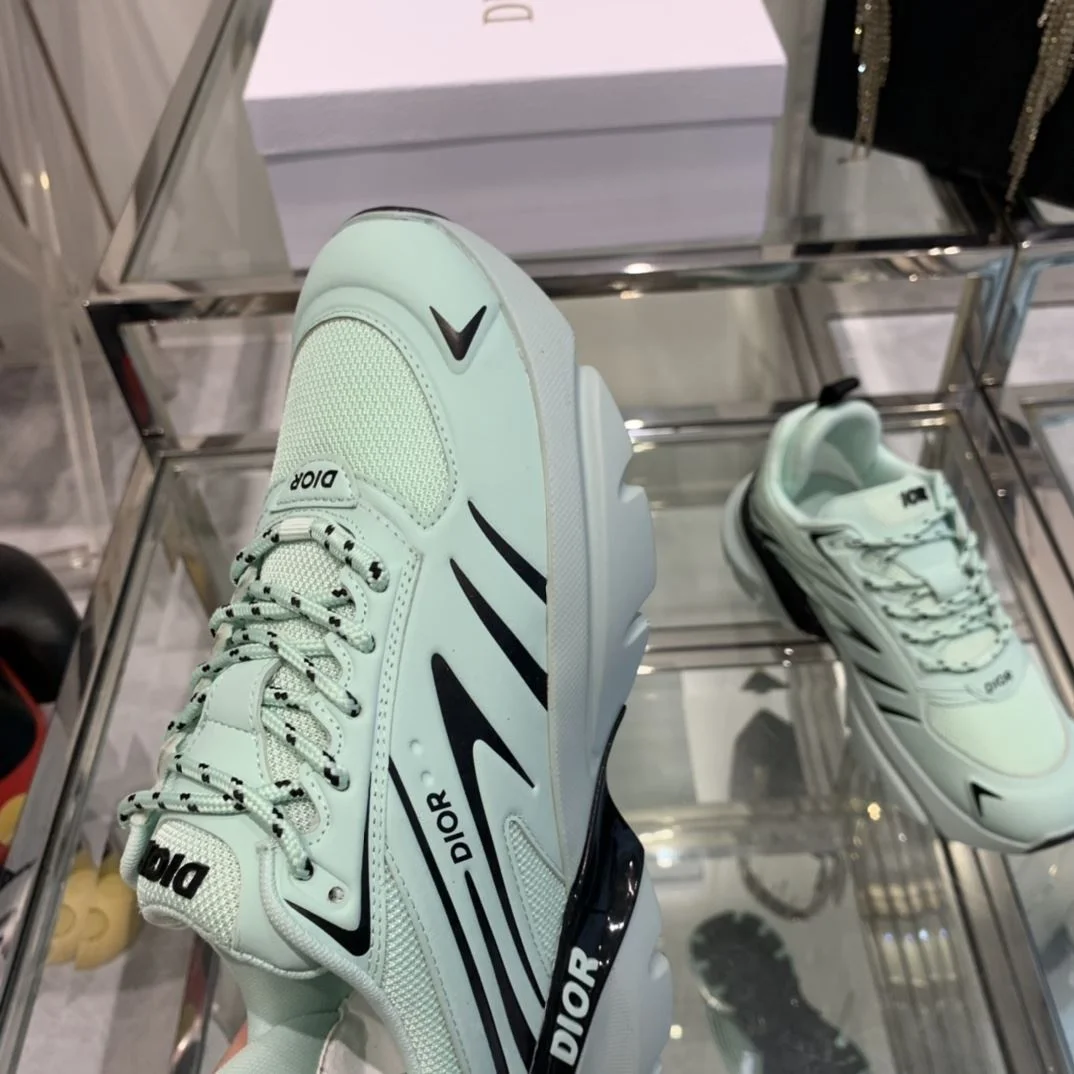 Christian Dior Sneaker Affordable 21149