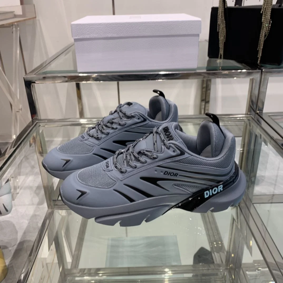 Christian Dior Sneaker Stretchable 21065