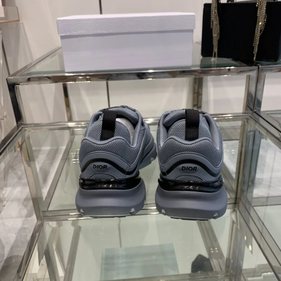 Christian Dior Sneaker Stretchable 21065