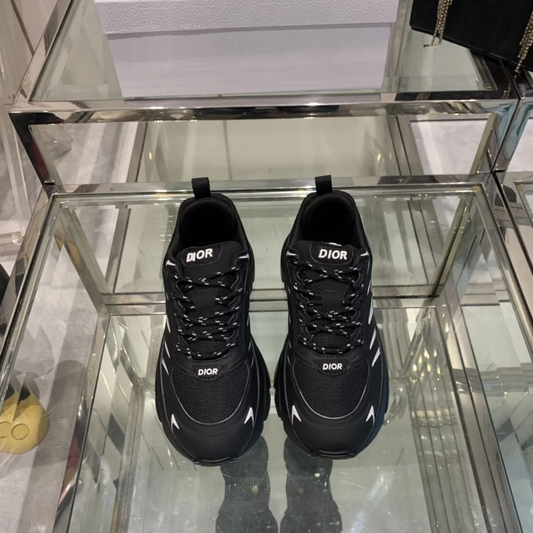 Christian Dior Sneaker Cozy 21063