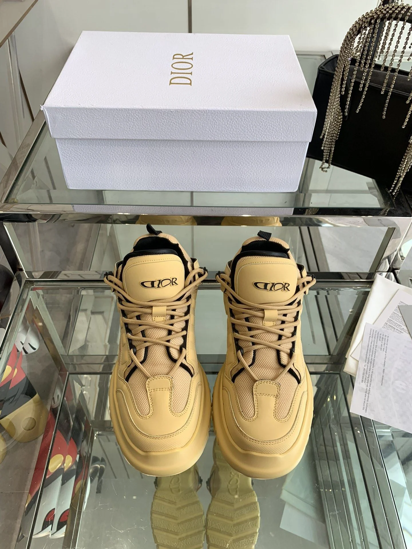 Comfortable Christian Dior Sneaker 21060