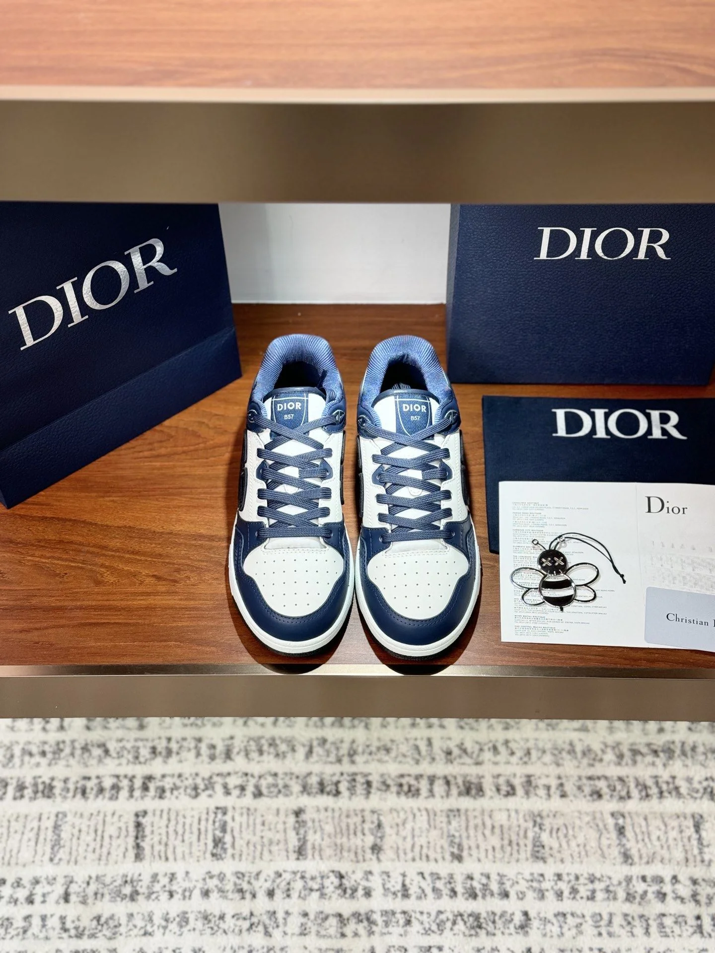 MultiPurpose Christian Dior Sneaker 21059