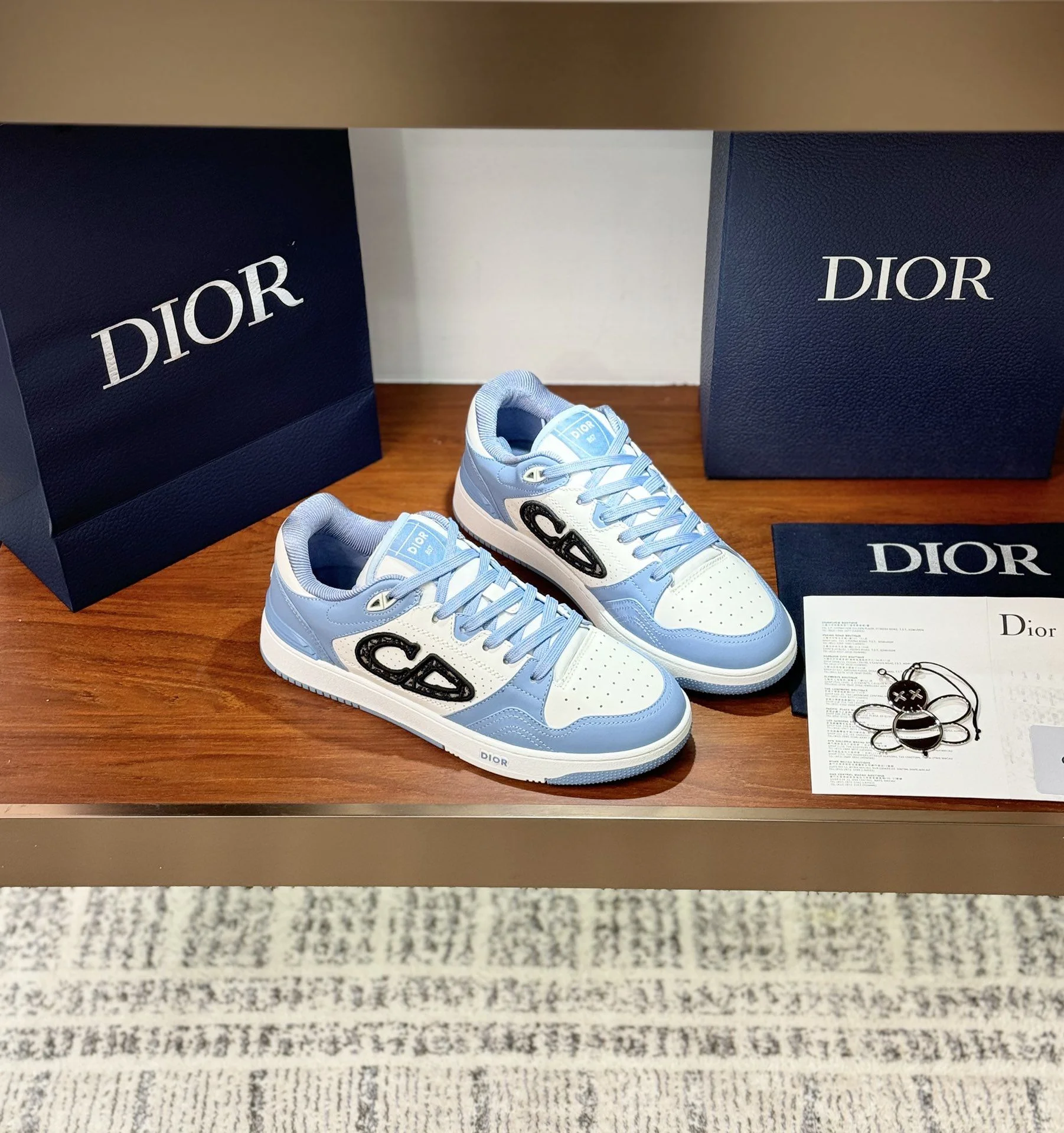 FlexibleFit Christian Dior Sneaker 21058