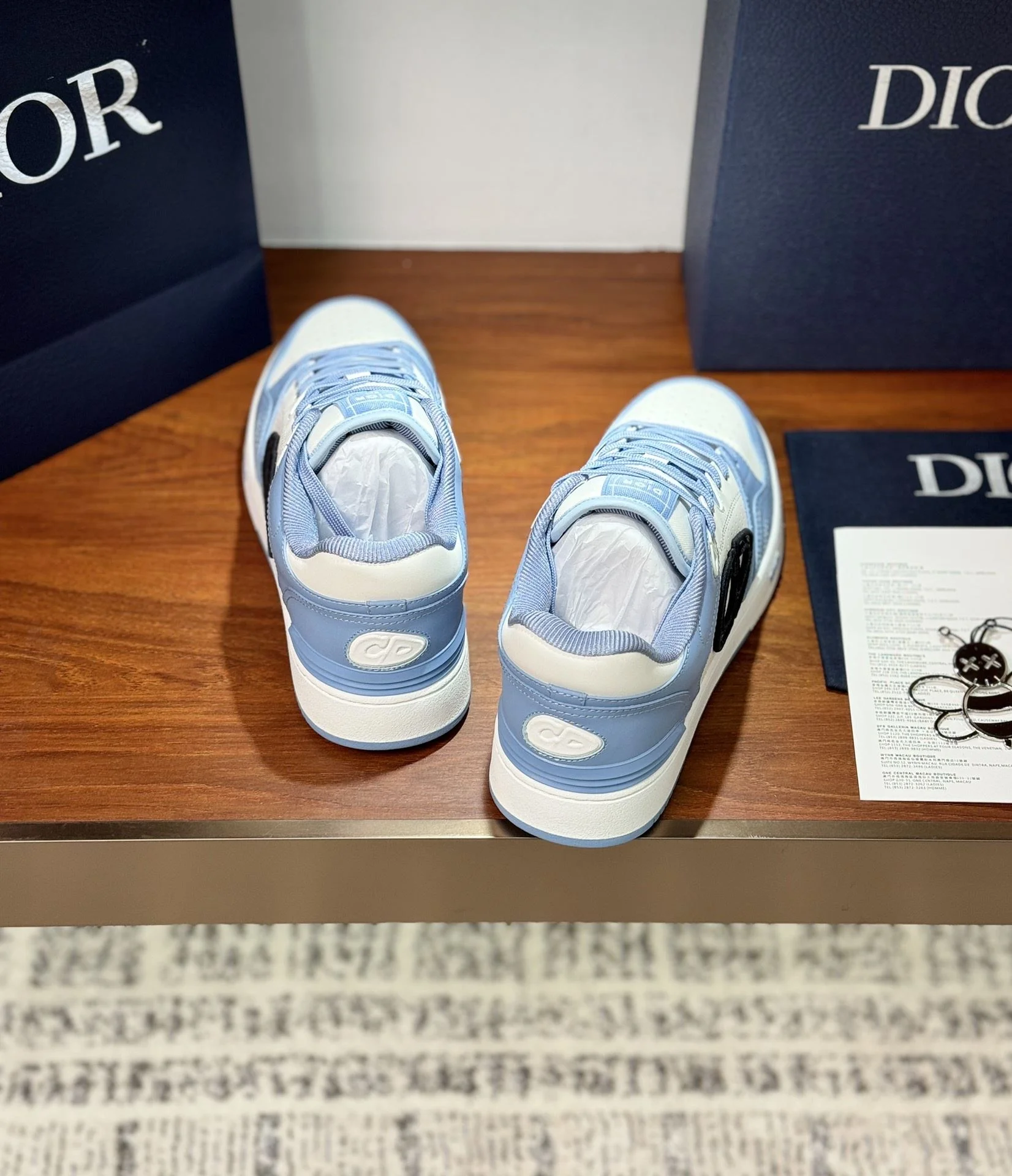 FlexibleFit Christian Dior Sneaker 21058