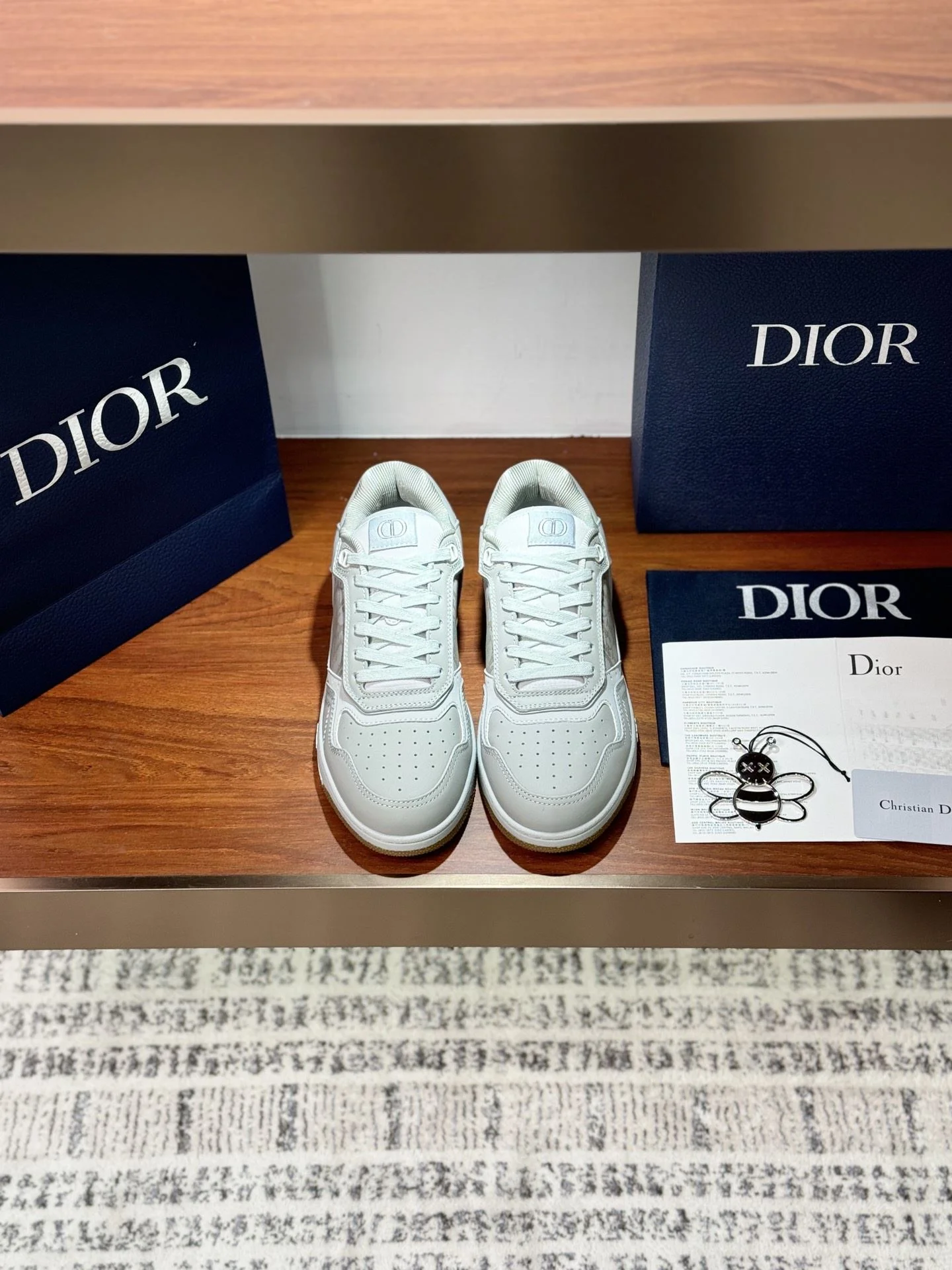 HighPerformance Christian Dior Sneaker 21041