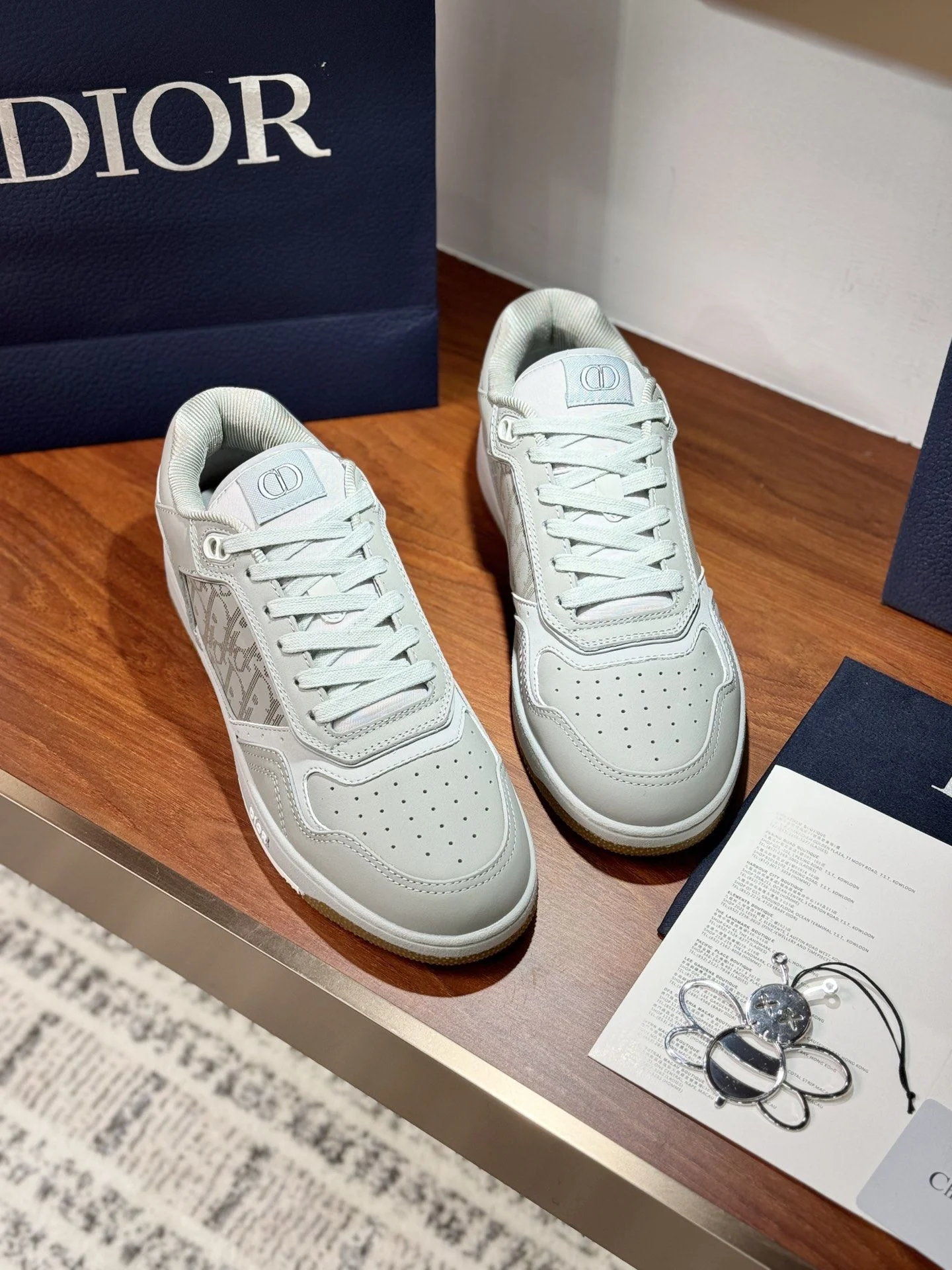 HighPerformance Christian Dior Sneaker 21041