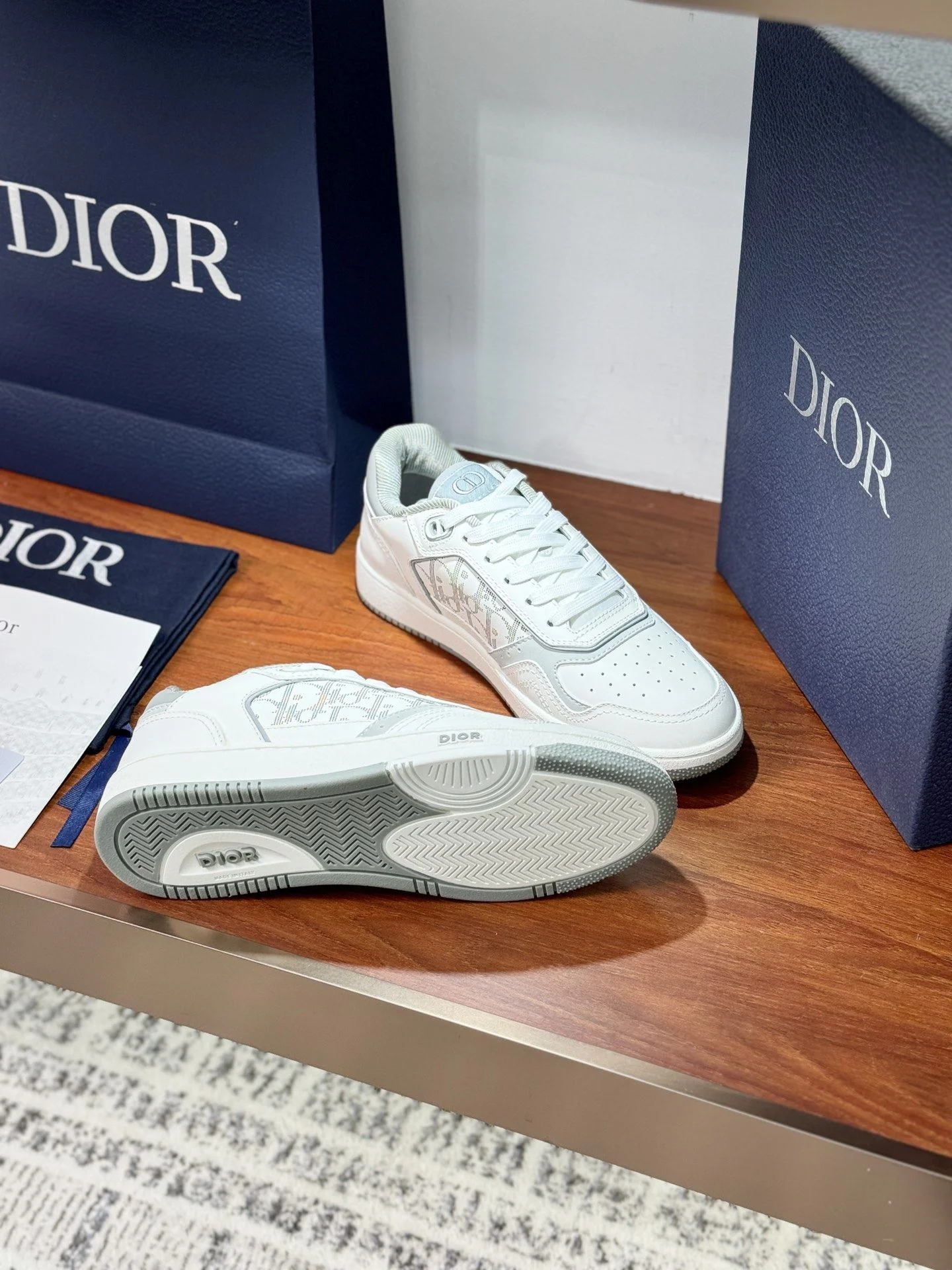 Christian Dior Sneaker Cozy 21035