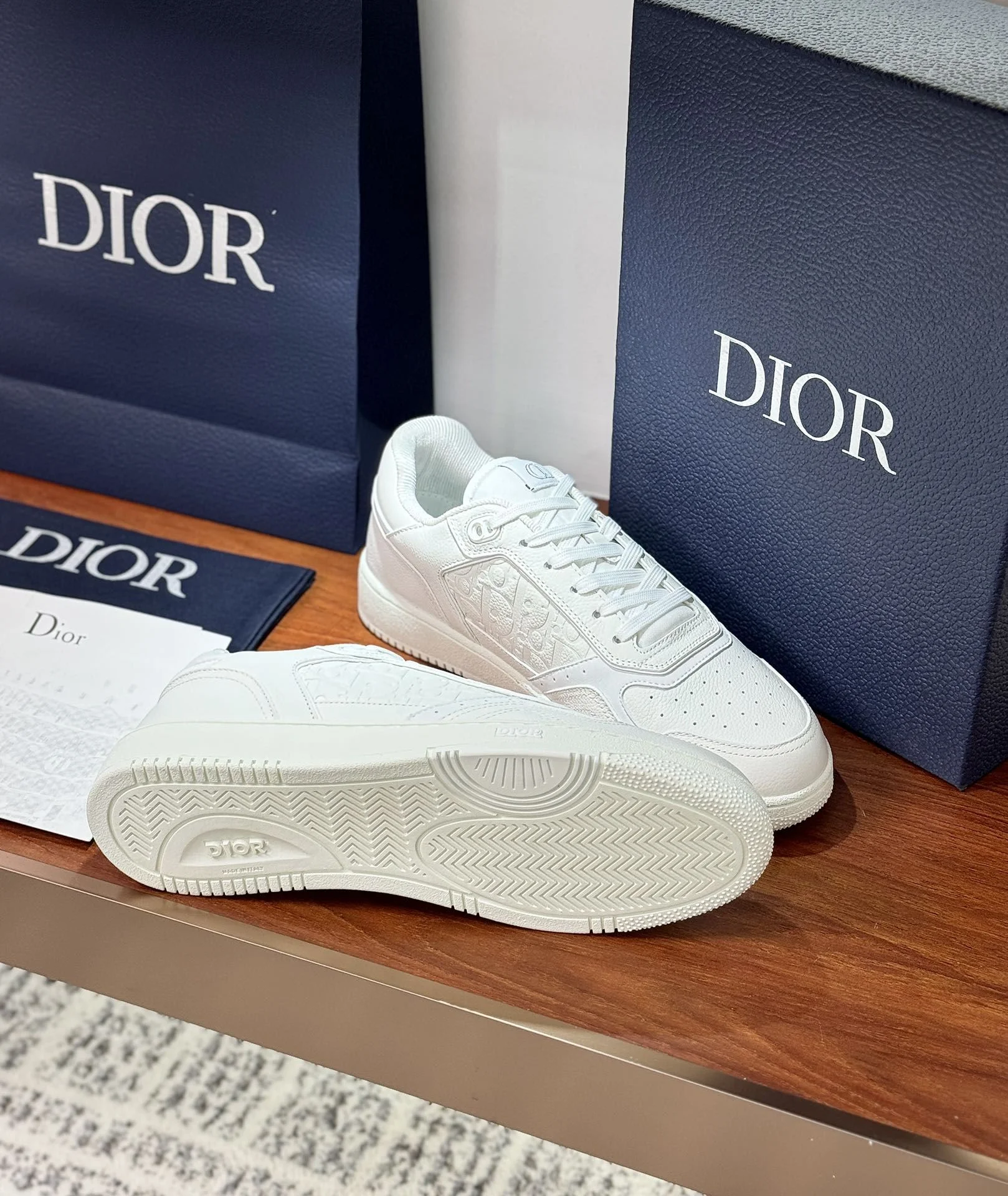 Popular Christian Dior Sneaker 20448