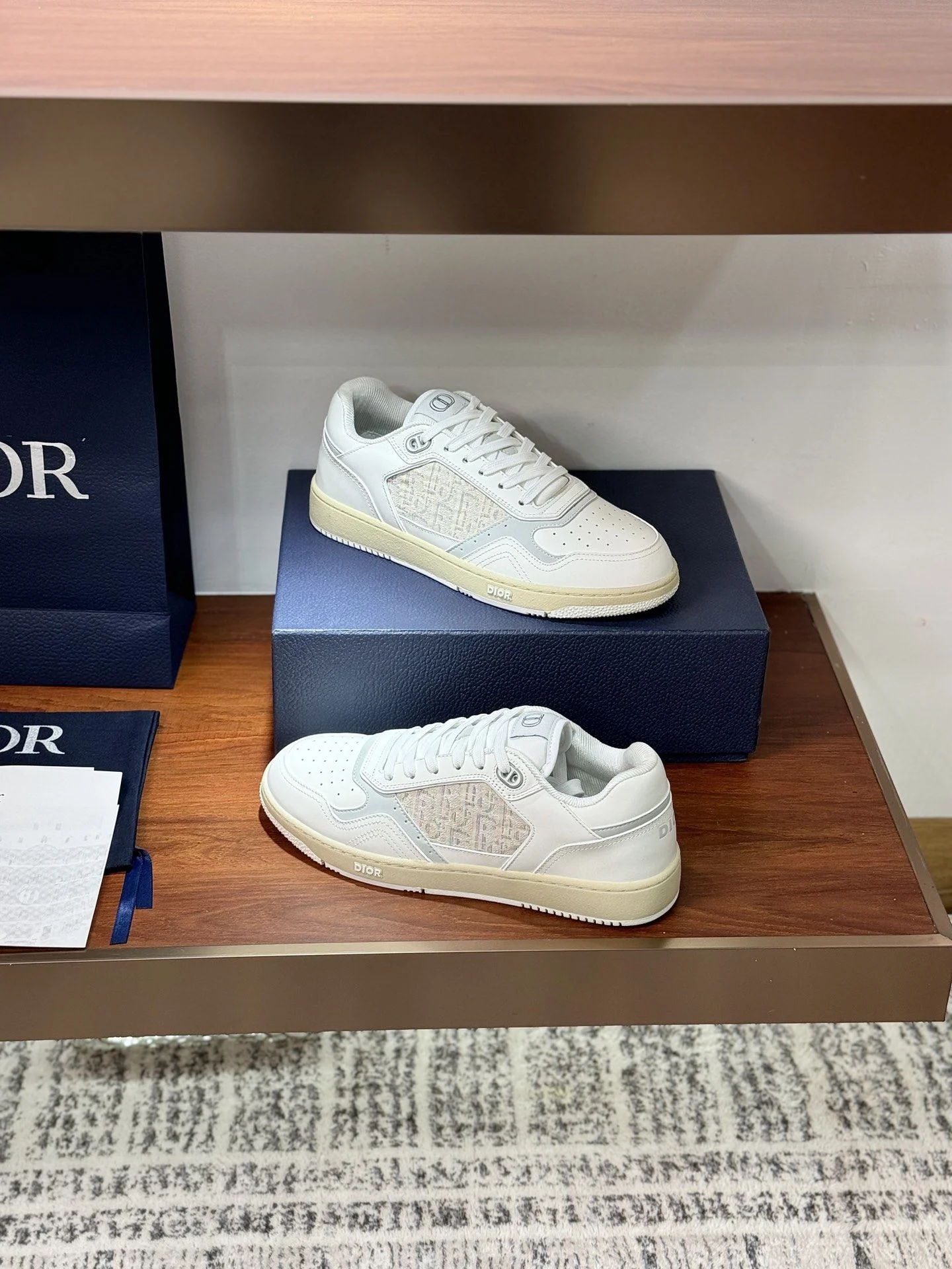 Original Christian Dior Sneaker 21023