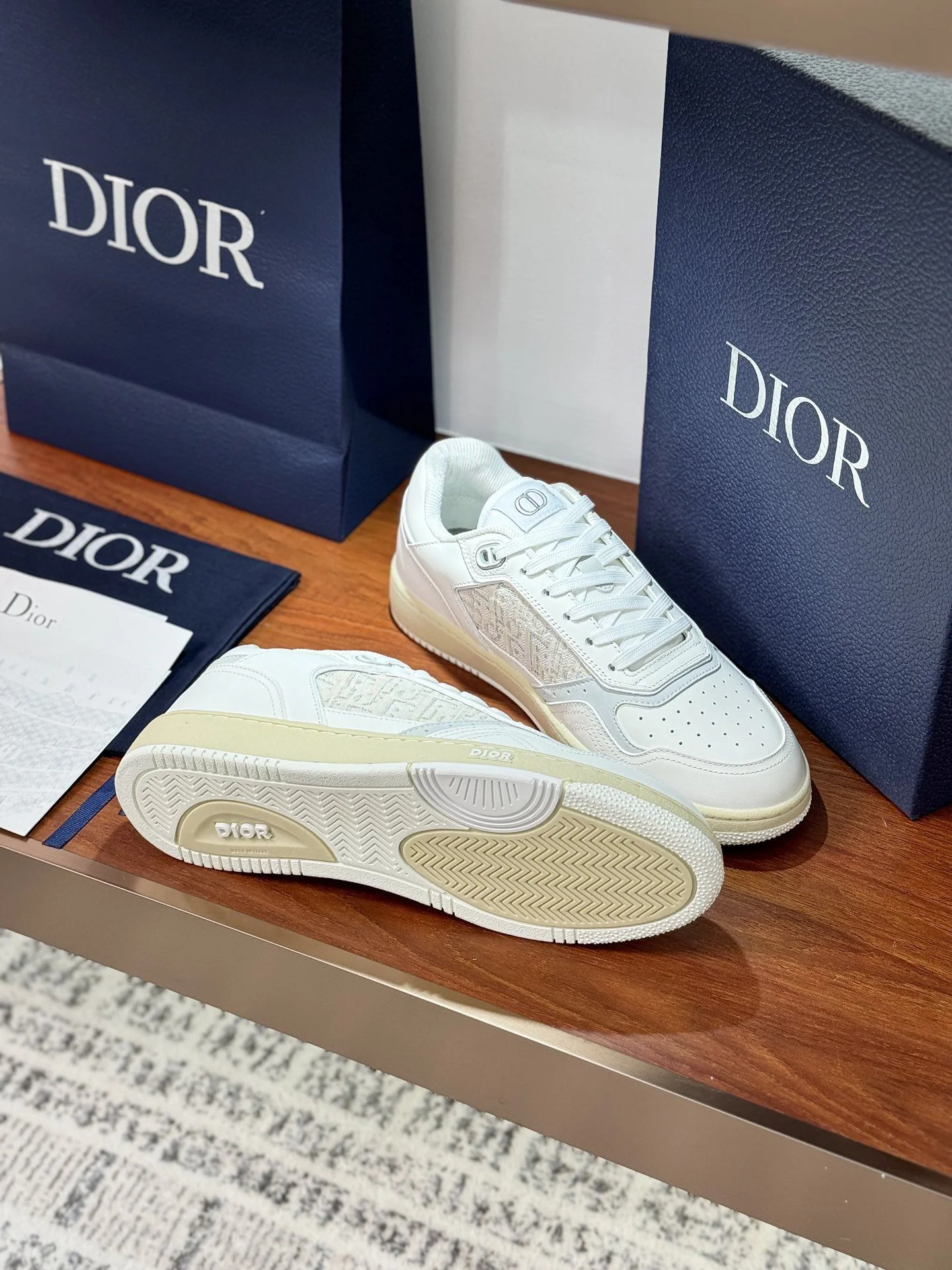 Original Christian Dior Sneaker 21023