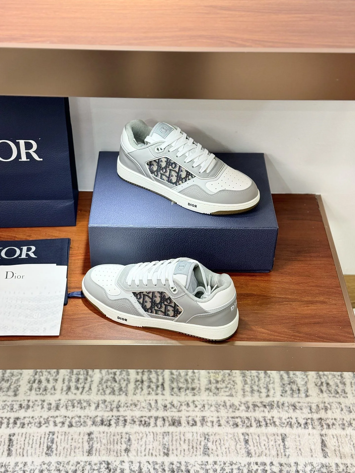 SportInspired Christian Dior Sneaker 21024