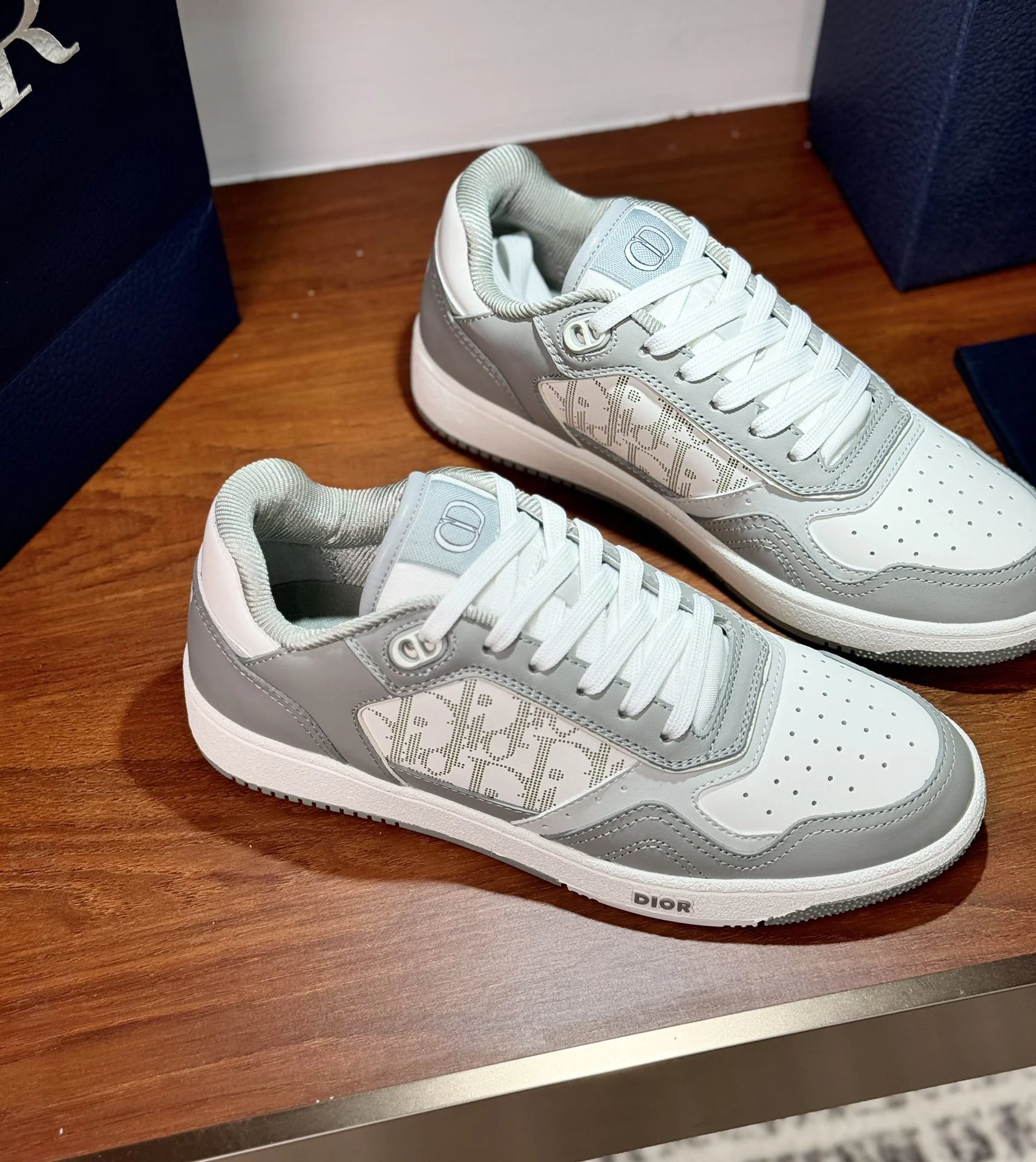 Christian Dior Sneaker TimelessDesign 21026
